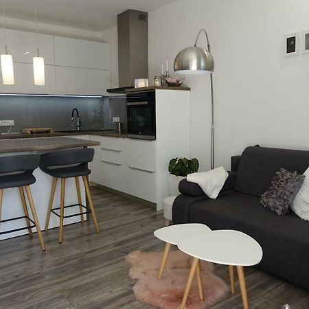 Apartman Maja Bol Eksteriør billede