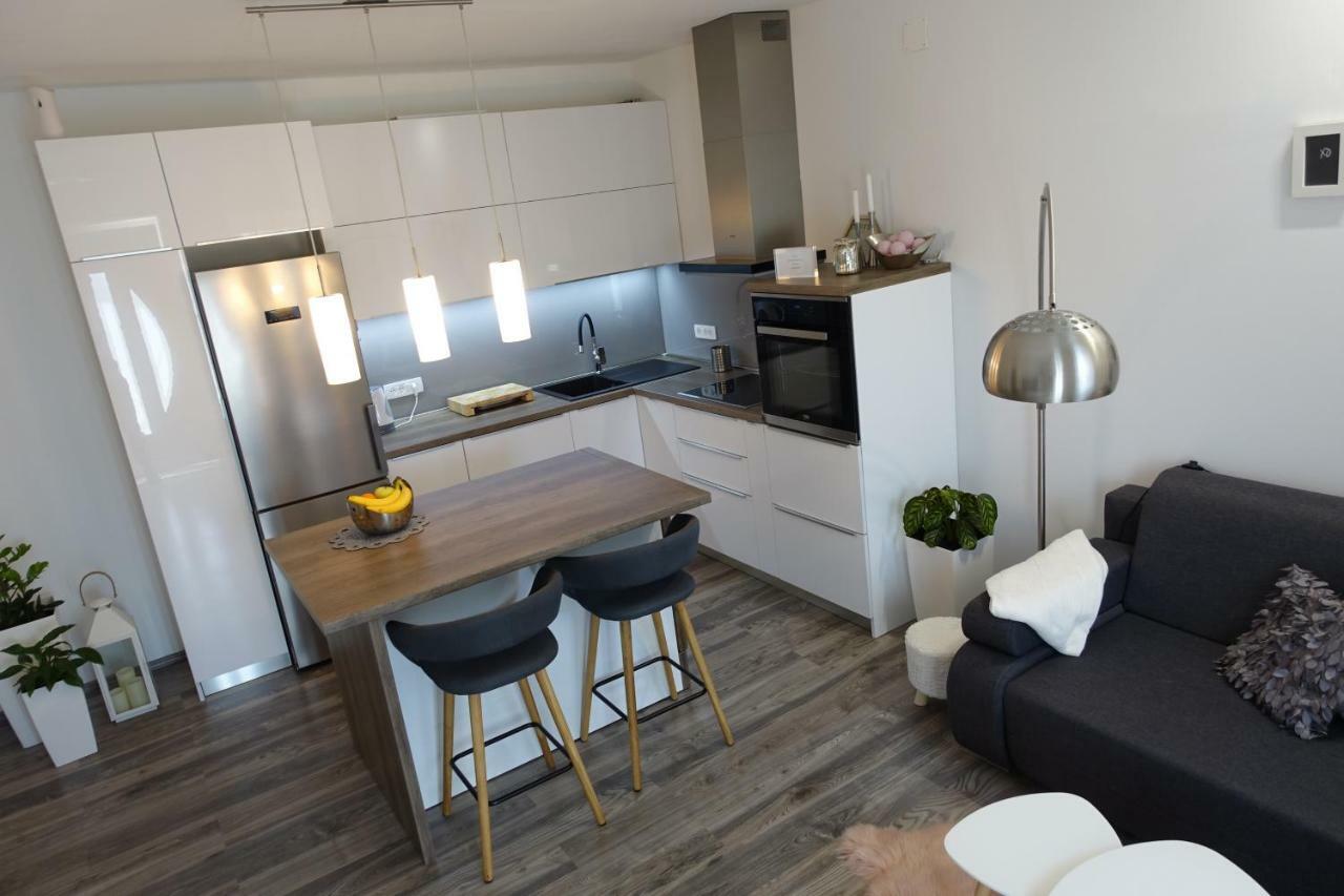 Apartman Maja Bol Eksteriør billede